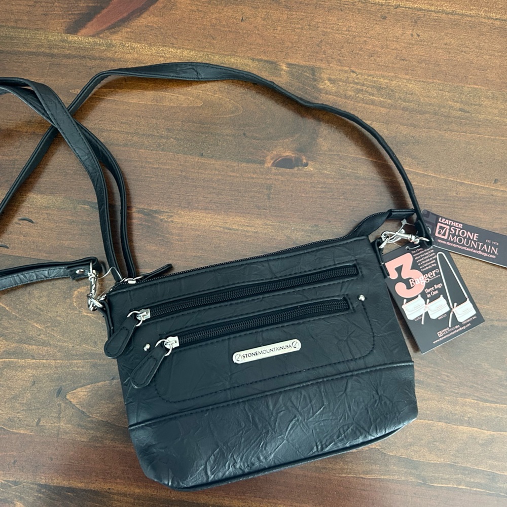 New with Tags! Stone Mountain Leather 3-Bagger —-Clutch, Wristlet, or Crossbody